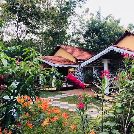 Plumeria Luxury Villas Uda Walawe Extérieur photo